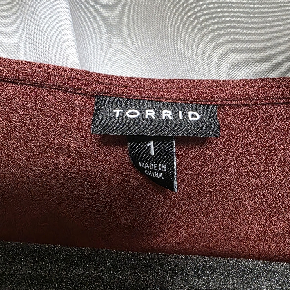 Torrid Maroon Button-Front Blouse - Picture 3 of 3
